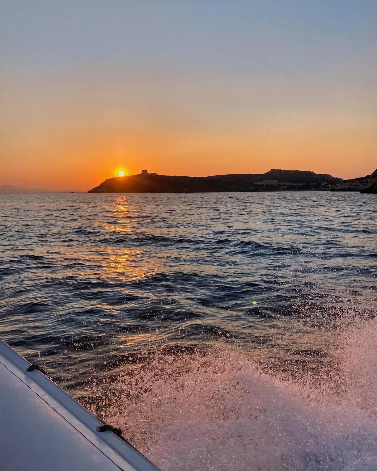 Escursione in barca da Cagliari e snorkeling