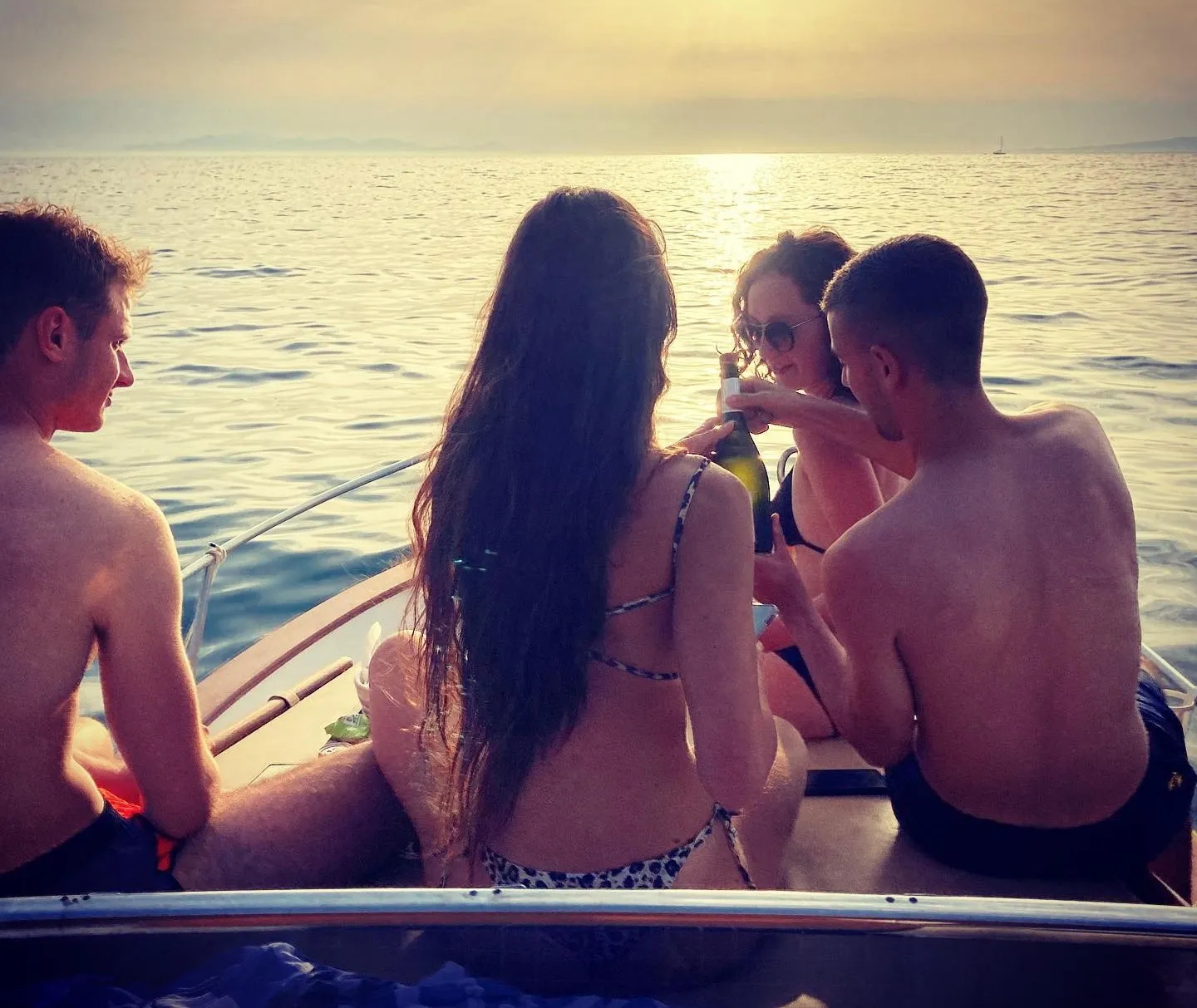 Gita in barca di mezza giornata a Cala Violina in esclusiva