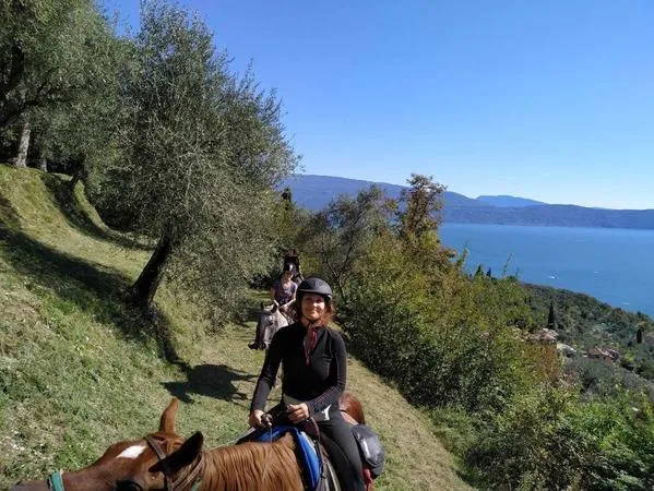 Passeggiata a Cavallo al Lago di Garda