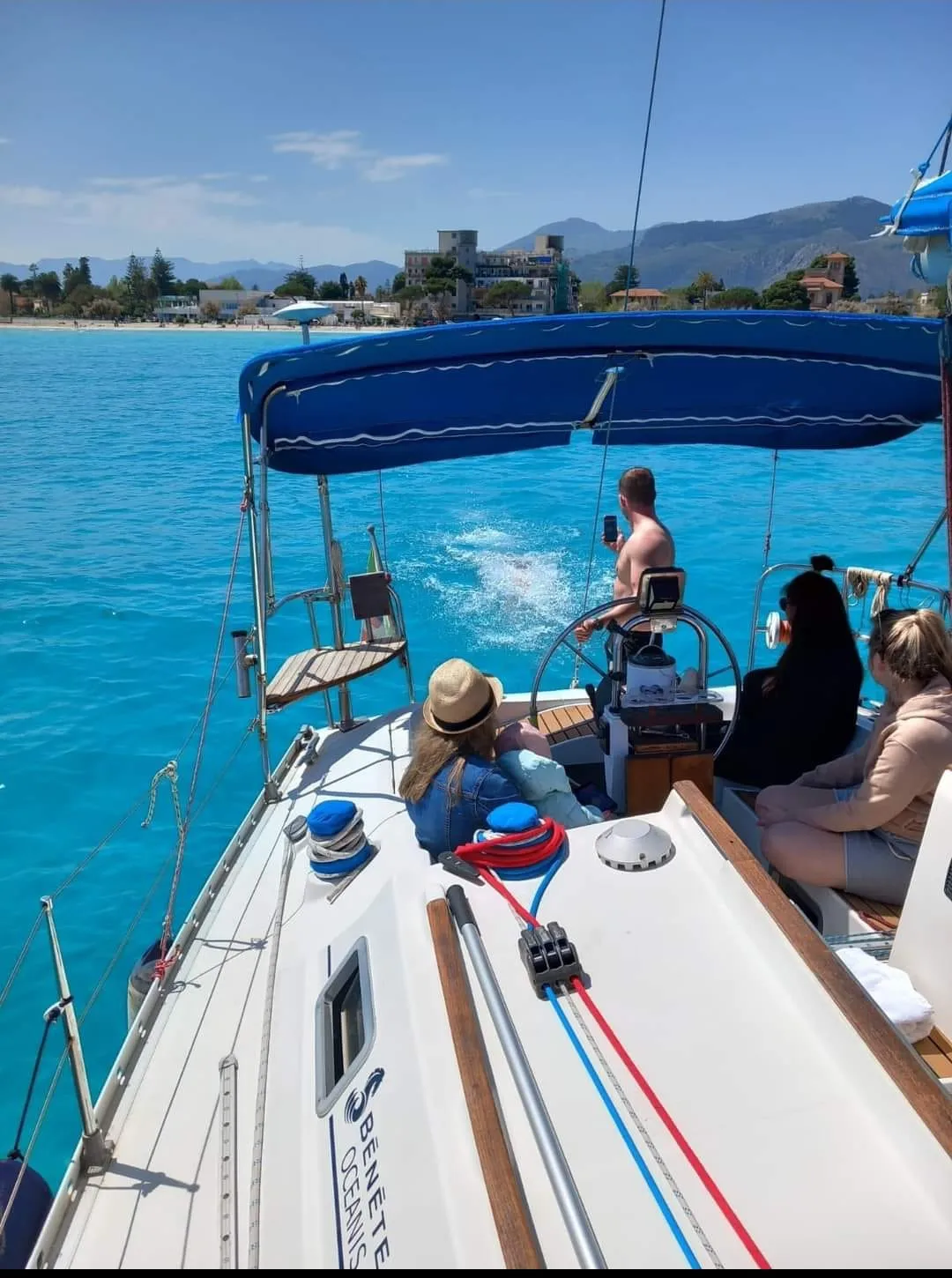 Giro in barca a vela di gruppo da Palermo