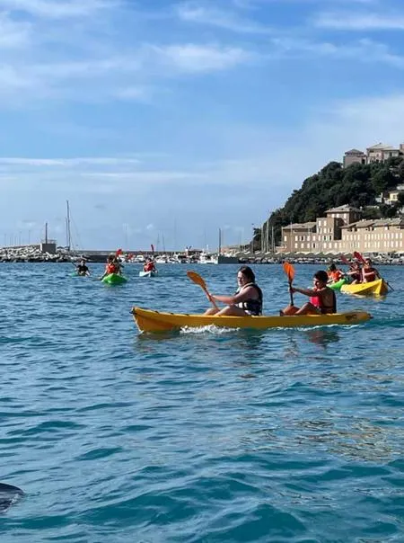 Escursione in kayak lungo la costa di Arenzano
