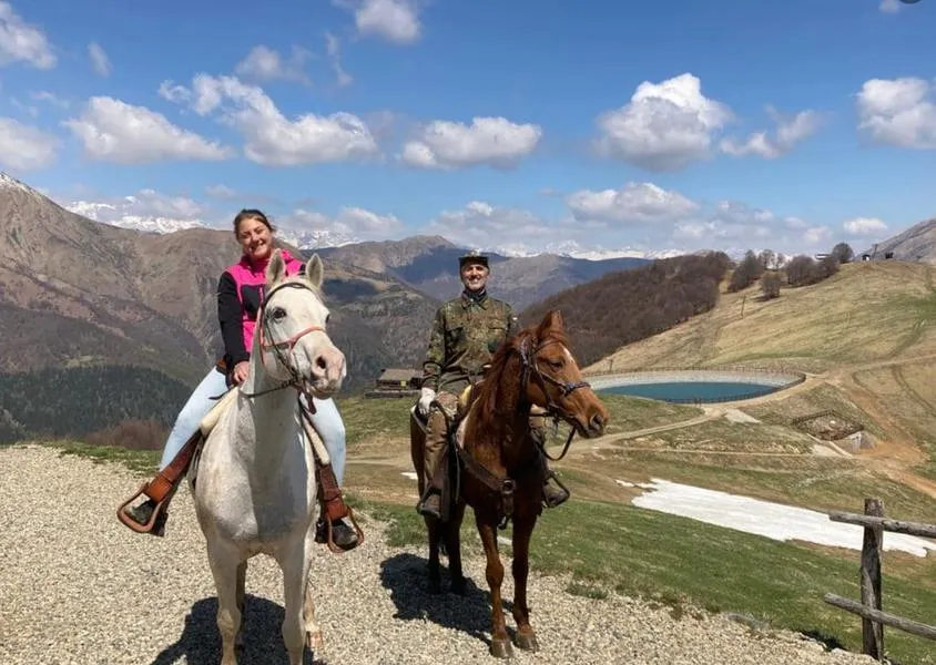 Passeggiata a cavallo sulle colline di Biella