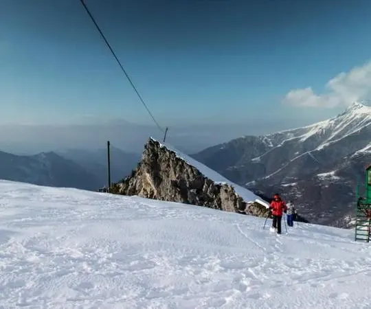 Escursione in ciaspole a Limone Piemonte in esclusiva
