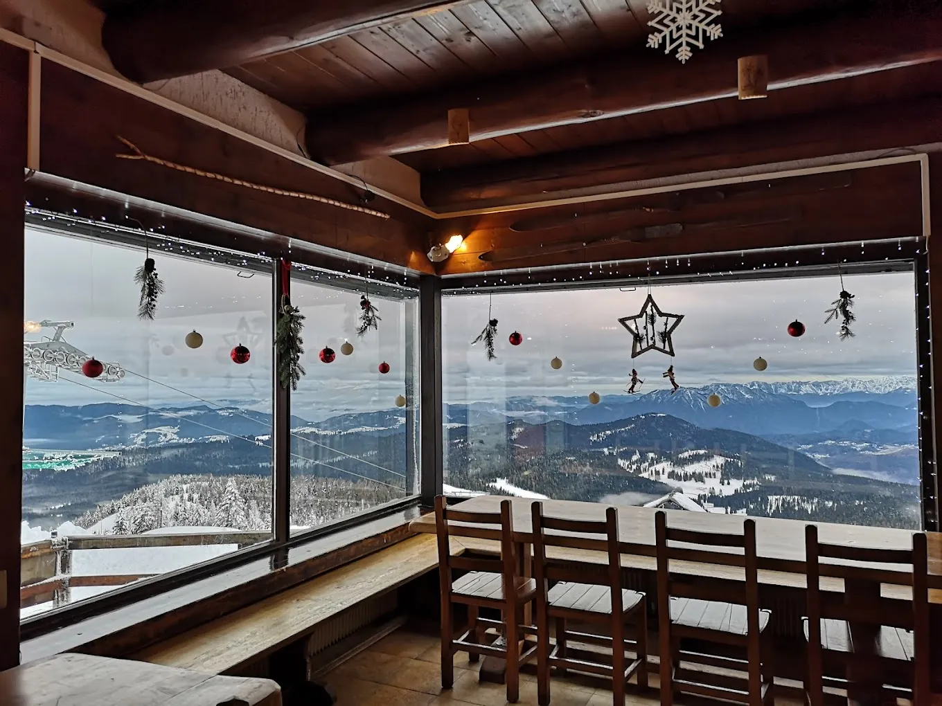 Cena in baita con motoslitta sull'Altopiano di Asiago
