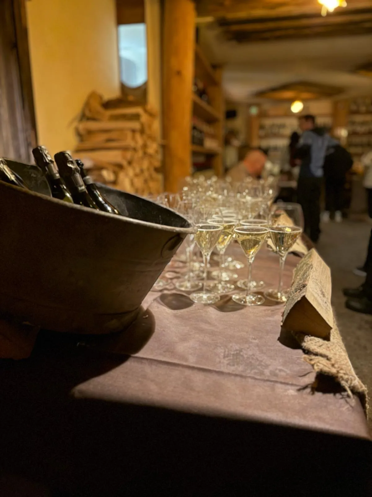 Cena in baita con trasporto in motoslitta a Sestriere