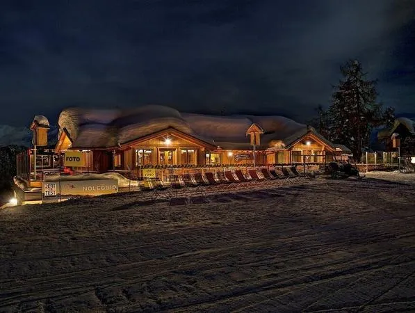 Cena in baita con motoslitta a Folgarida in Val di Sole