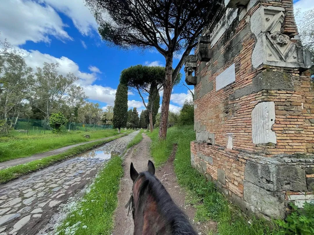 Passeggiata a cavallo a Roma nel Parco dell'Appia Antica