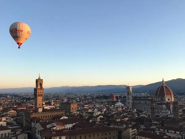 Giro panoramico in mongolfiera sopra Firenze