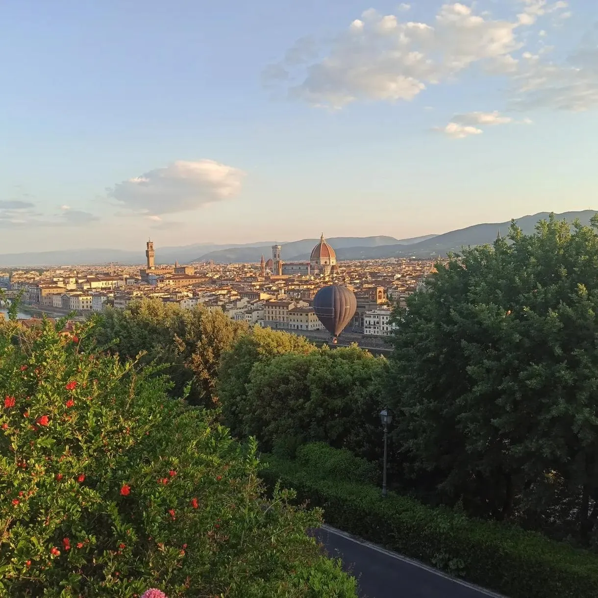 Giro panoramico in mongolfiera sopra Firenze