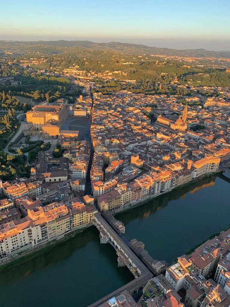 Giro panoramico in mongolfiera sopra Firenze