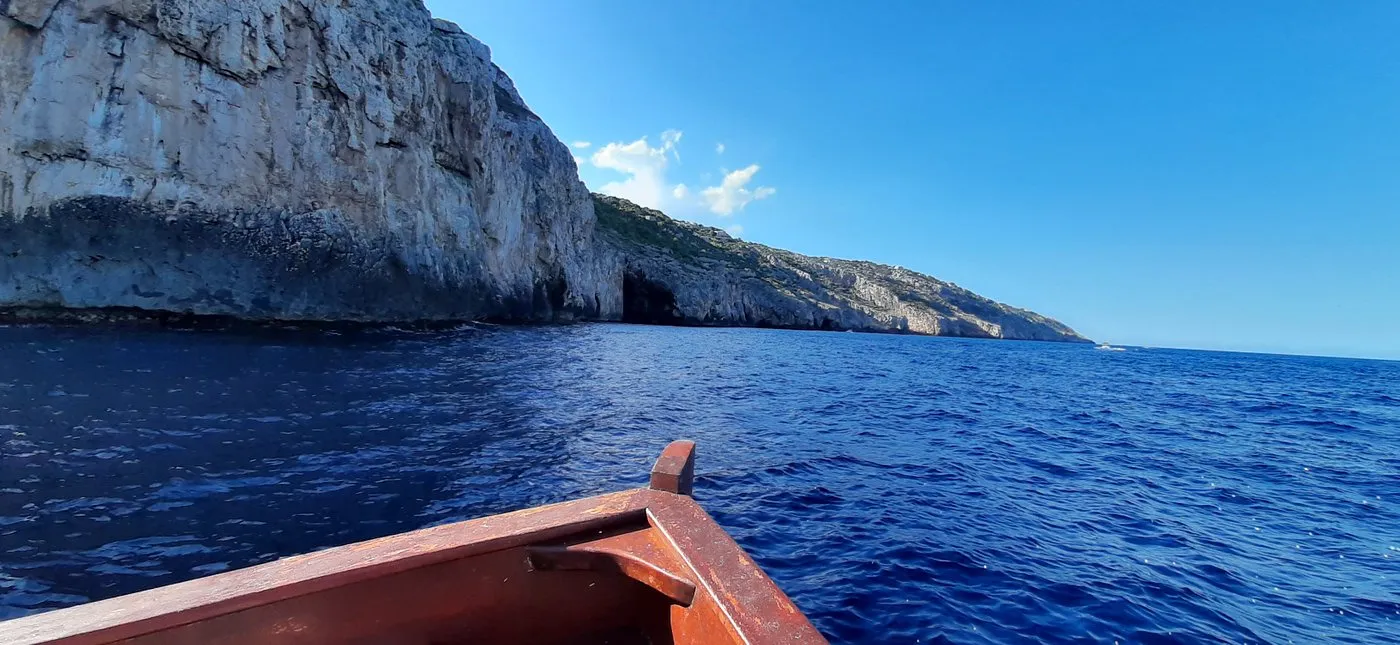 Tour in barca di mezza giornata alle grotte di Santa Maria di Leuca da Torre Vado