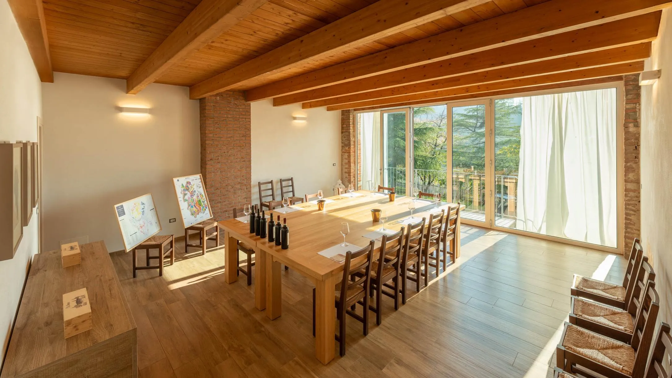 Degustazione e visita di una cantina a conduzione familiare a Dogliani