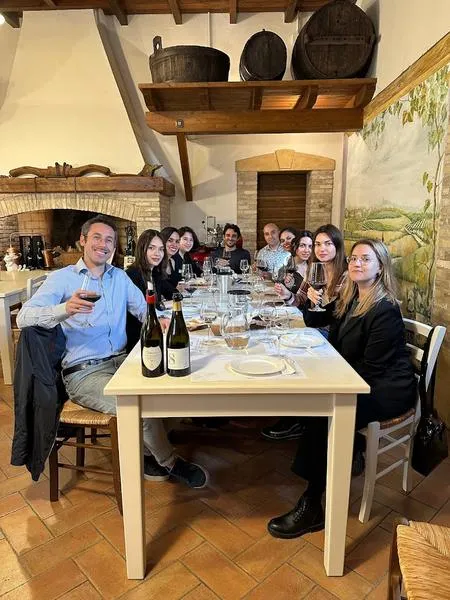 Degustazione vini tra le Colline Moreniche e il Lago di Garda