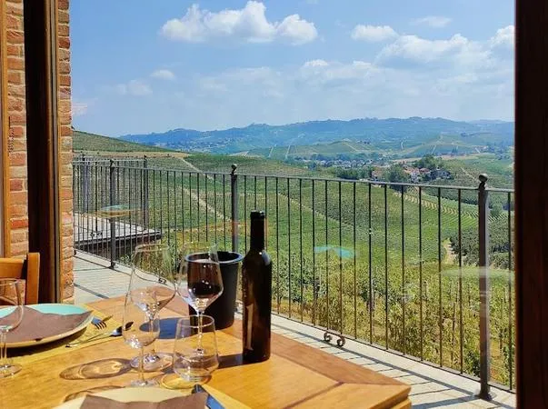 Degustazione di Barolo e visita dell'Azienda Agricola Marrone