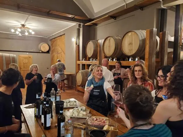 Degustazione di Barolo e visita dell'Azienda Agricola Marrone