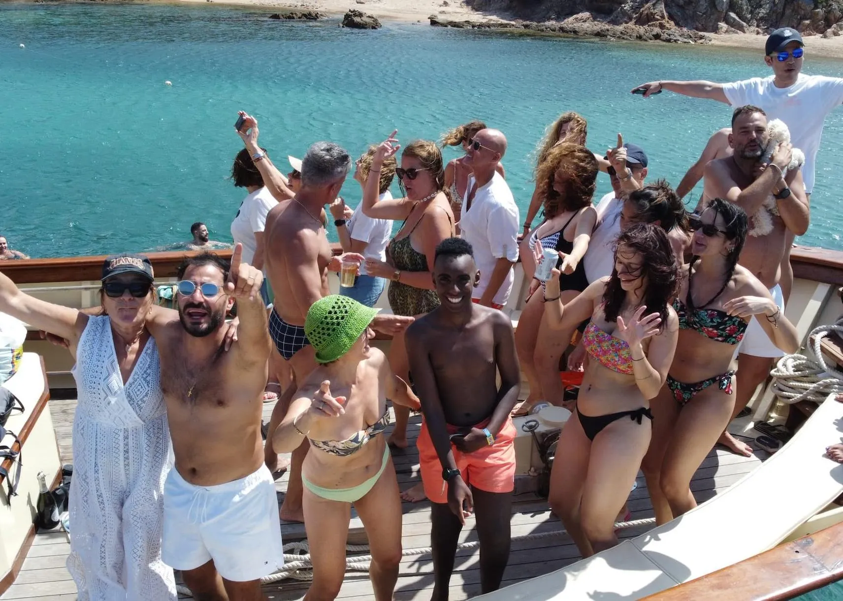 Escursione di gruppo in barca d'epoca da Palau