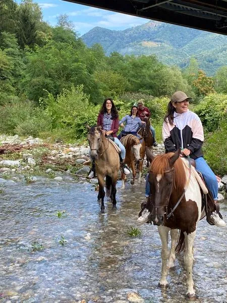 Passeggiata a Cavallo nelle montagne sopra Lecco