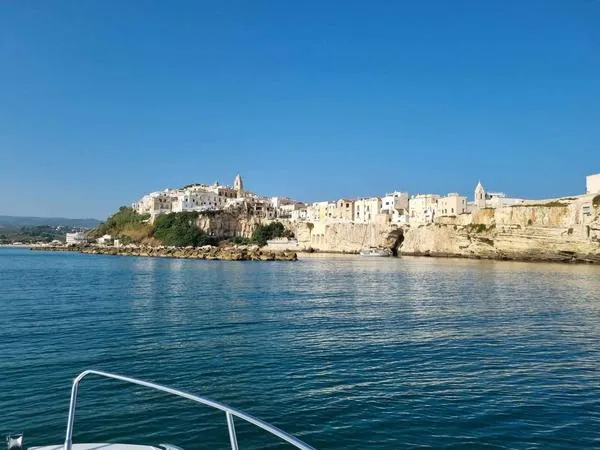 Escursione in barca di mezza giornata alla Baia delle Zagare da Vieste