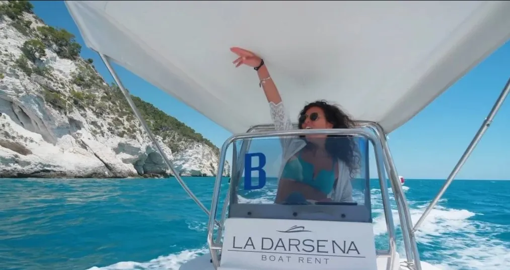 Tour in barca in esclusiva delle Grotte Marine di Vieste