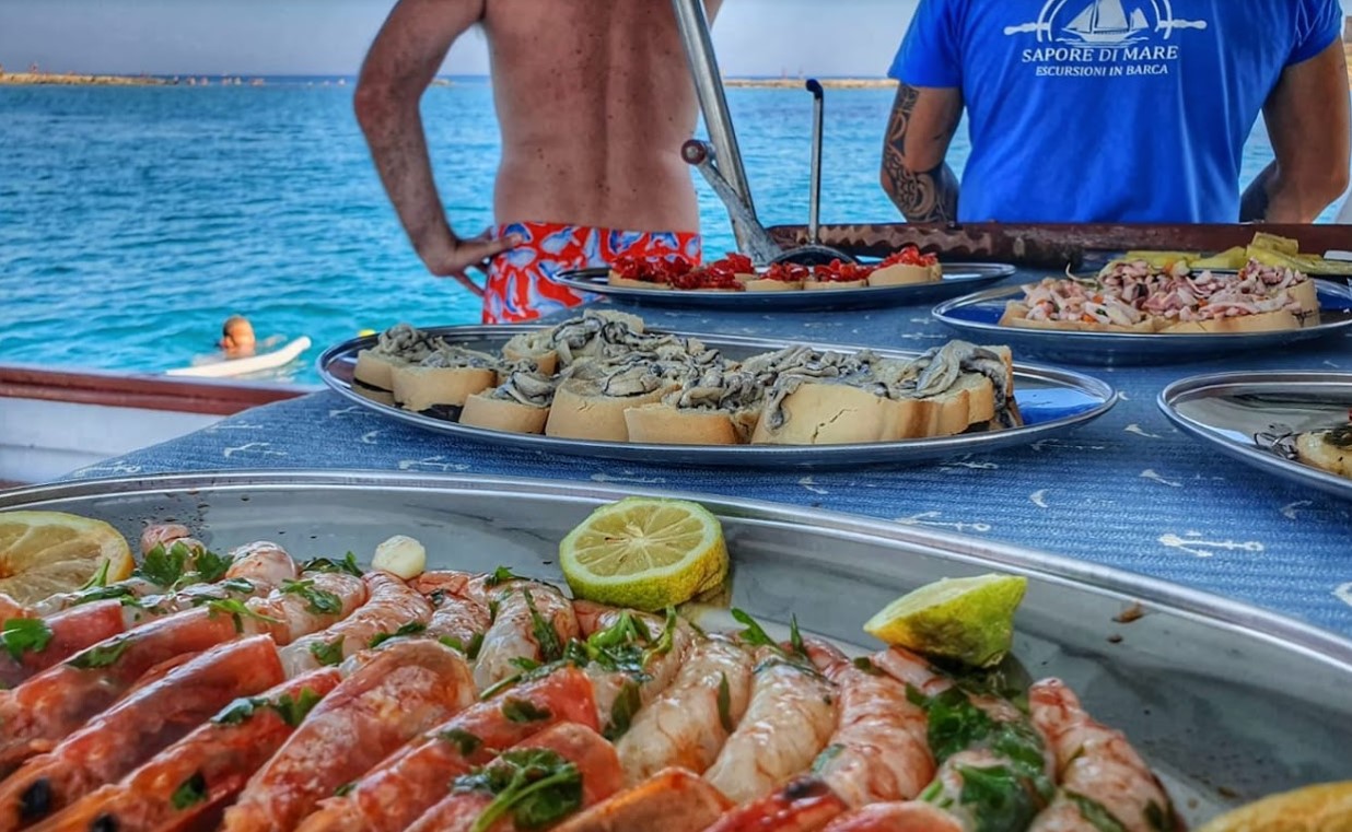 Le 8 migliori escursioni in barca a Marzamemi