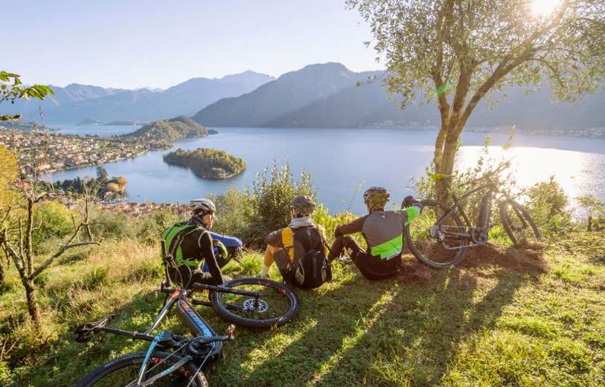 E-bike sul lago di Como: i 3 migliori giri con noleggio bici